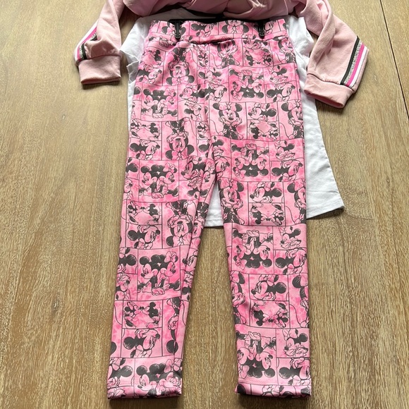 Disney Minnie Kids 3-Piece Set, T-Shirt, Zip-up Hoodie & Leggings - Picture 6 of 7